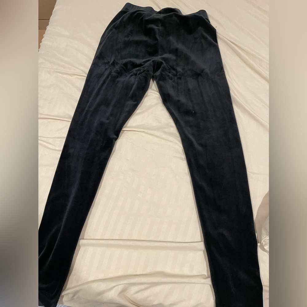 Fila Velvet Jogger Set. - Picture 2 of 4
